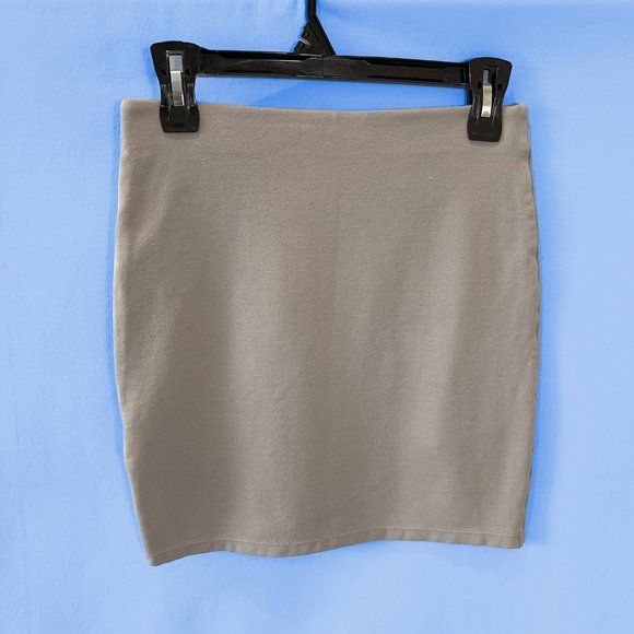 Aritzia Talula Beige Primrose Faux-Wrap Mini Skirt - Picture 2 of 8